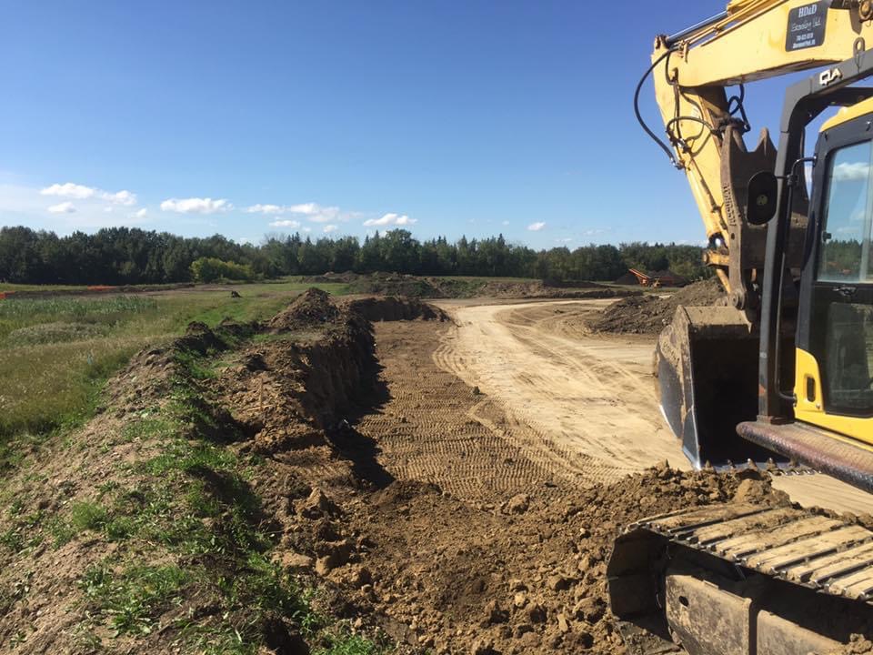HD&D Excavating | 21260 Wye Rd, Sherwood Park, AB T8G 1C9, Canada | Phone: (780) 991-1081