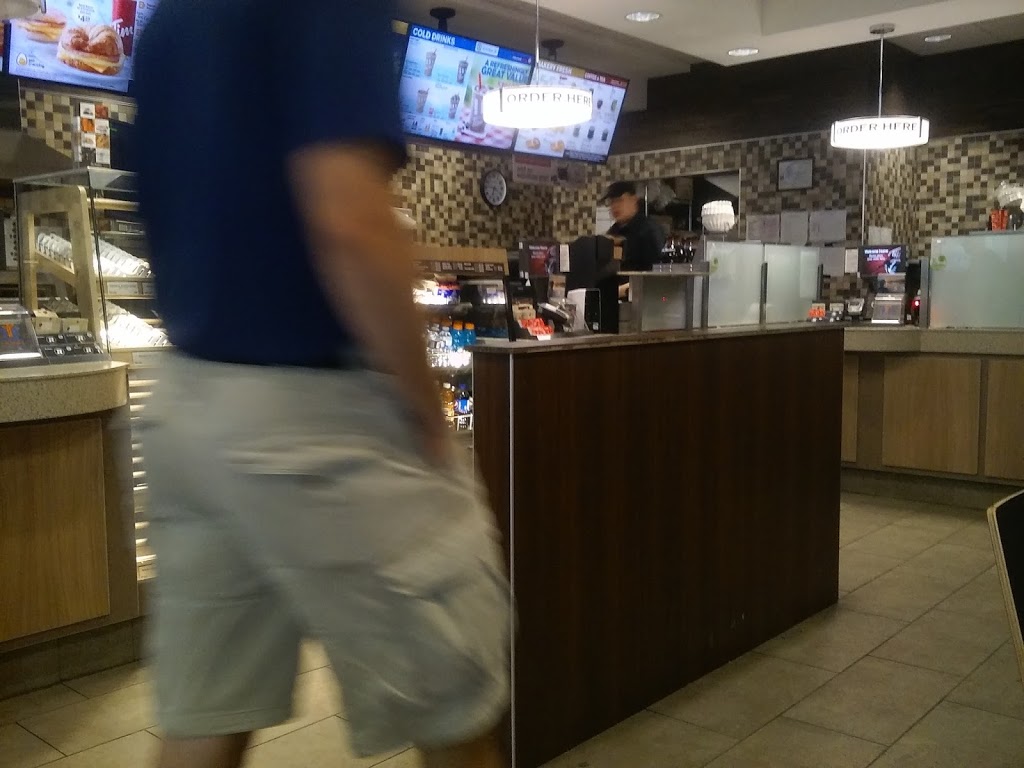 Tim Hortons | 360 St Patrick St Unit 2, Ottawa, ON K1N 5K7, Canada | Phone: (613) 562-1818