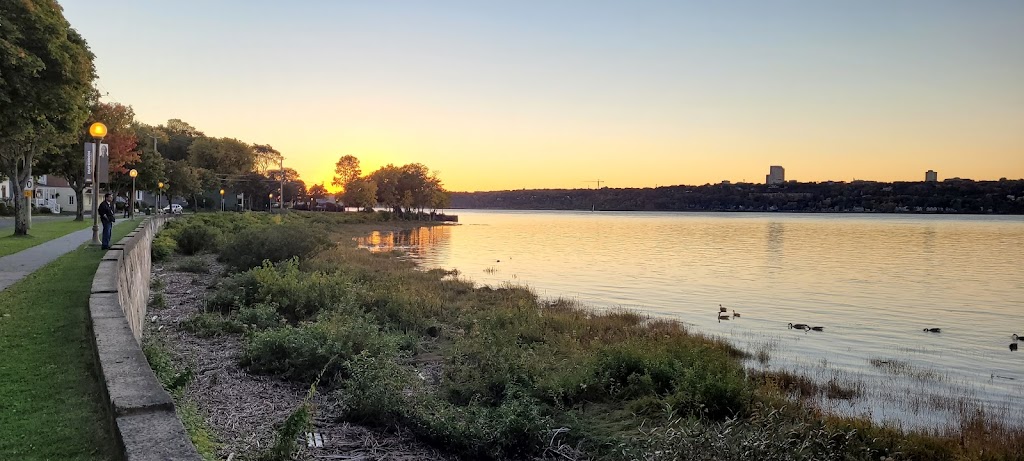 Parc de lAnse à lAnguille | QQ44+97, Levis, QC G6W 1Z2, Canada | Phone: (418) 839-2002