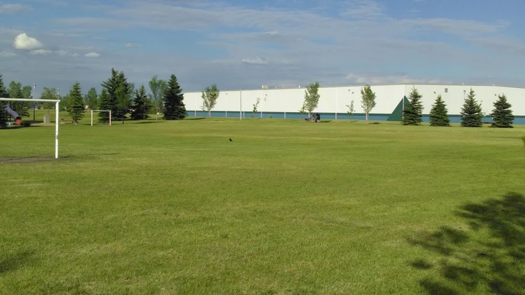 Overlanders School | 1150 Hermitage Rd NW, Edmonton, AB T5A 4L4, Canada | Phone: (780) 476-3361