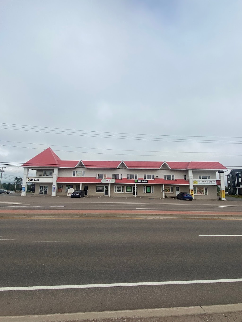 P&B Asian Grocery Store | 665 Capital Dr, Cornwall, PE C0A 1H8, Canada | Phone: (902) 388-6189
