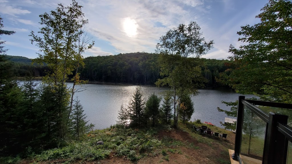 Les Chalets du Pic - Le Petit Pic | 327 Rang du, Rang Pic-Dur, Sainte-Béatrix, QC J0K 1Y0, Canada | Phone: (514) 941-8822