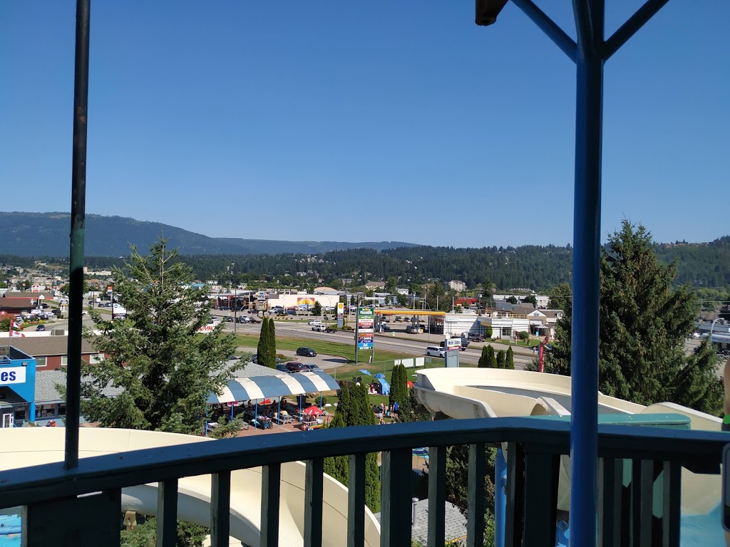 Salmon Arm Waterslides | 1155 Lakeshore Dr W, Salmon Arm, BC V1E 4A7, Canada | Phone: (250) 832-4386