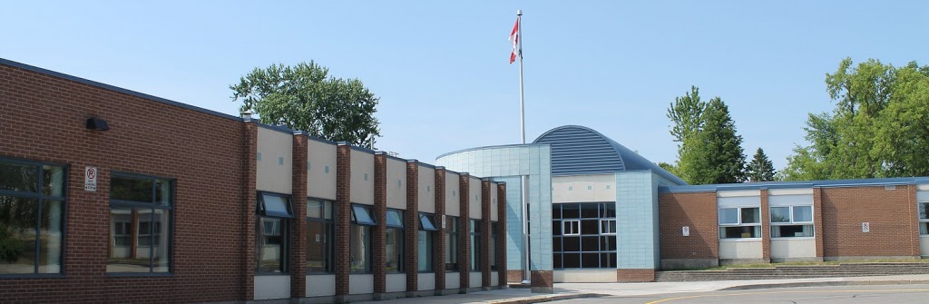 Paisley Road Public School | 406 Paisley Rd, Guelph, ON N1H 2R3, Canada | Phone: (519) 822-0675