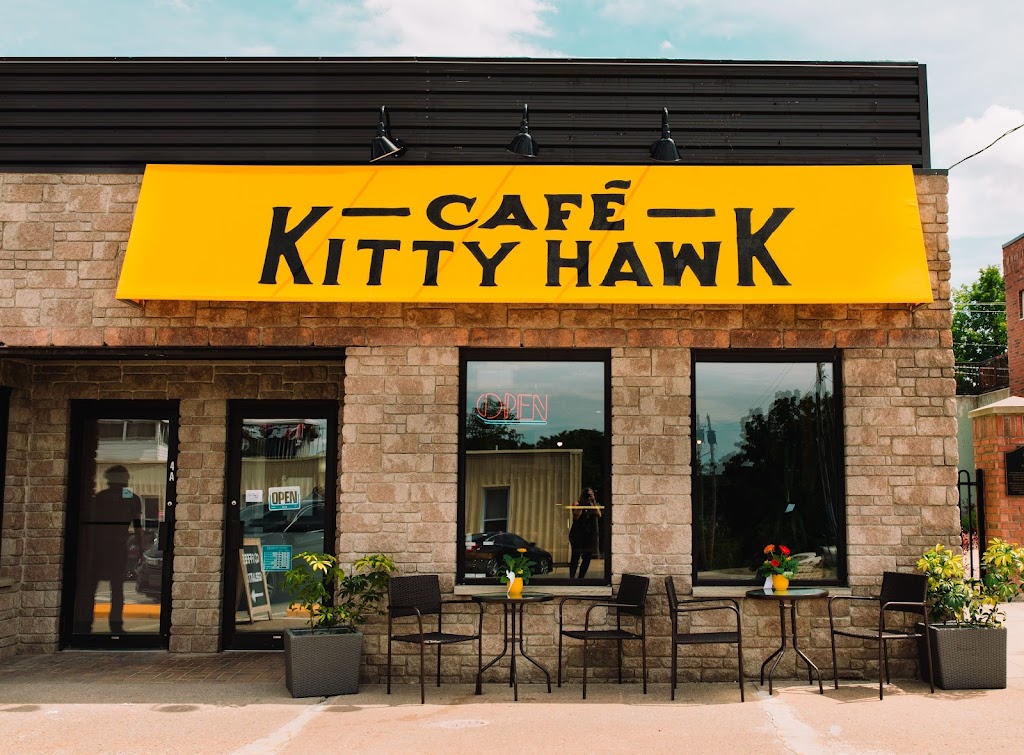 Café KittyhawK | 4 Robert St W, Penetanguishene, ON L9M 1V1, Canada | Phone: (705) 355-2233