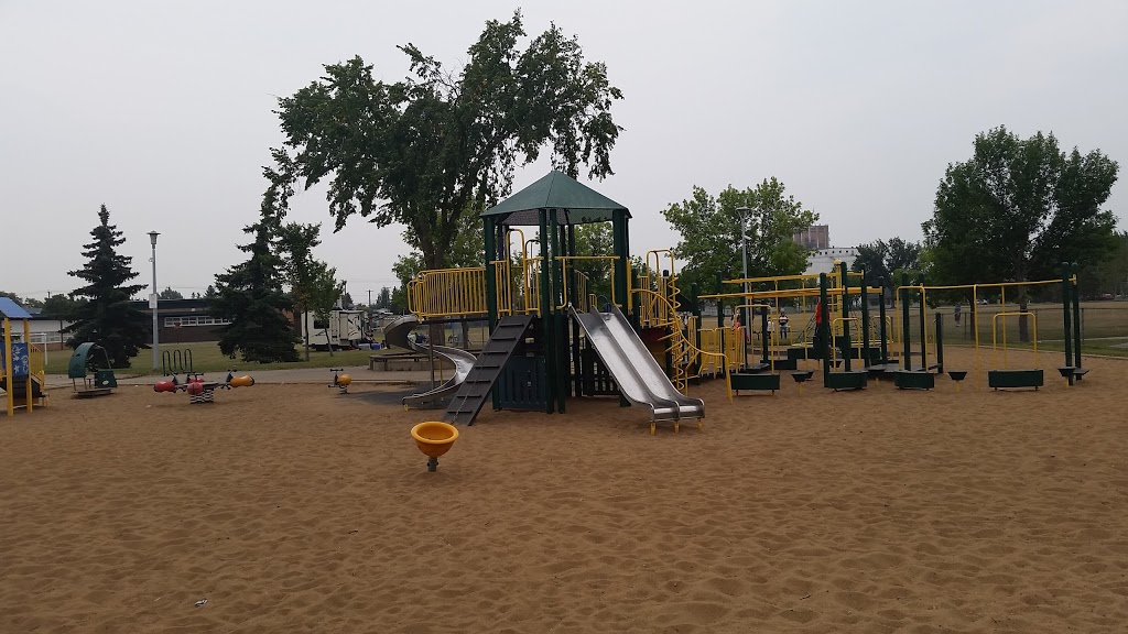 Athlone Park | park | 13010 129 St NW, Edmonton, AB T5L 1J3, Canada