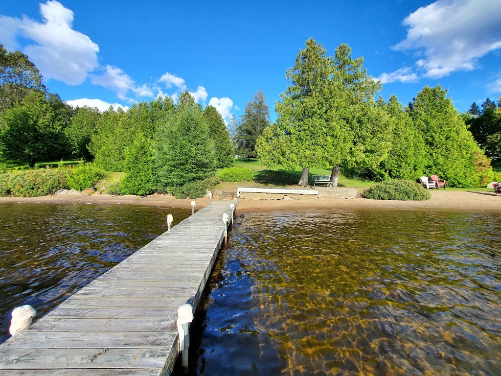 Le Fleuron, Motels & Suites | 266 Rue Principale, Saint-Donat-de-Montcalm, QC J0T 2C0, Canada | Phone: (819) 424-1717