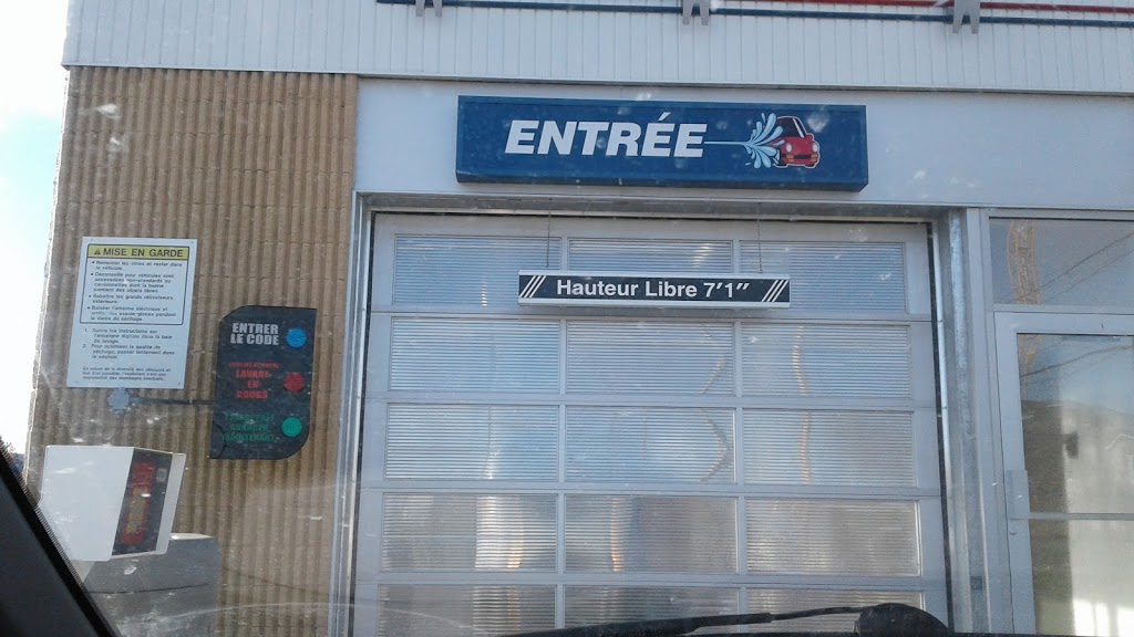 IRVING 24 | 1241 Autoroute Duplessis, LAncienne-Lorette, QC G2G 2B4, Canada | Phone: (418) 871-7361