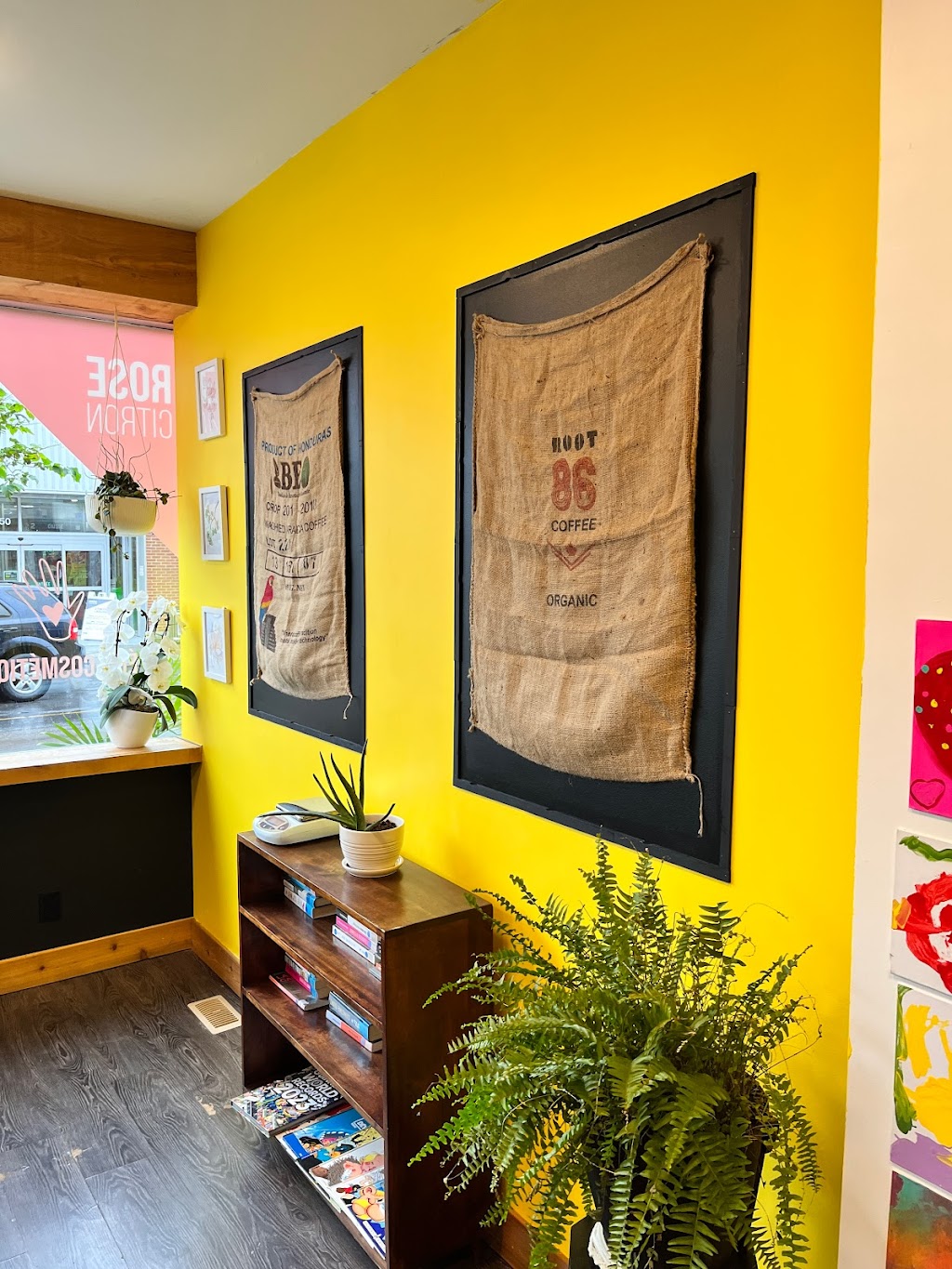RoseCitron Café + Boutique | 621 Rue Notre Dame, Lachine, QC H8S 2B4, Canada | Phone: (514) 637-8134