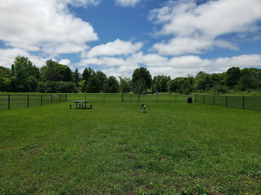 Carleton Place Dog Park | 430 Edmond St N, Carleton Place, ON K7C 3G2, Canada | Phone: (613) 257-1005