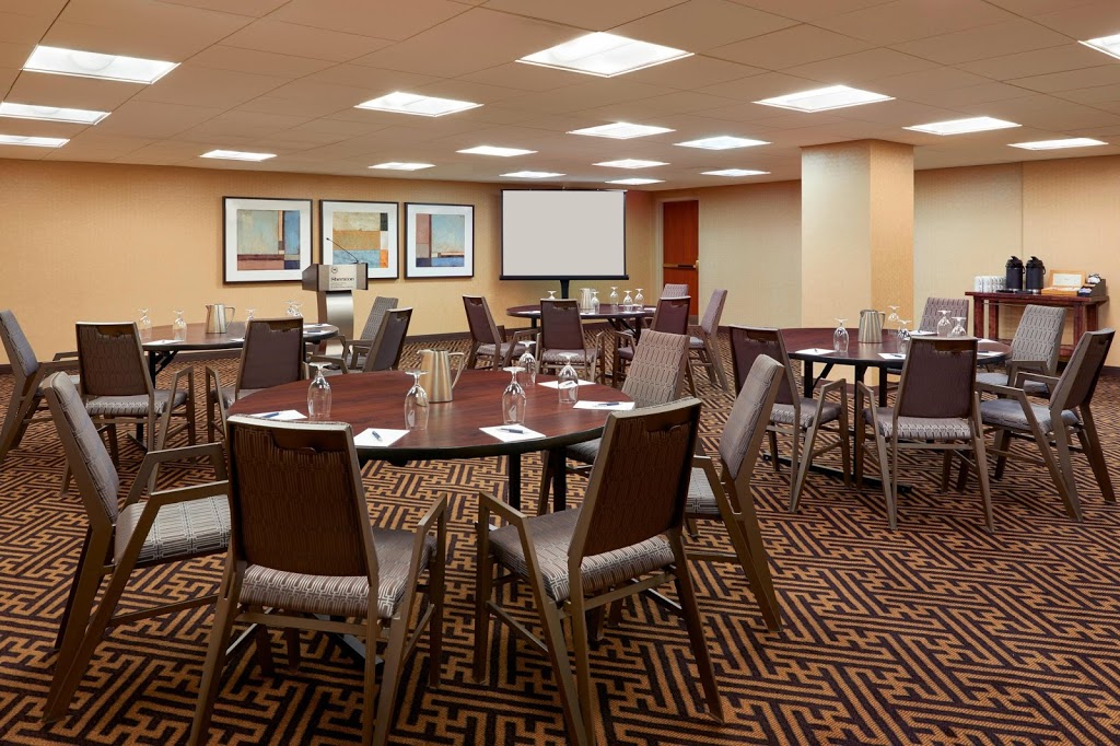 Sheraton Gateway Hotel in Toronto International Airport | Terminal 3 Toronto Amf, Toronto, ON L5P 1C4, Canada | Phone: (905) 672-7000