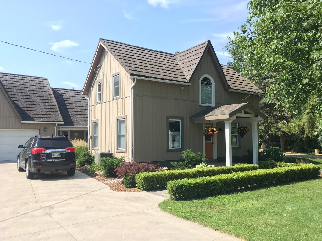 R&F Alpacas B&B | 527 Main St E, Otterville, ON N0J 1R0, Canada | Phone: (519) 688-4610