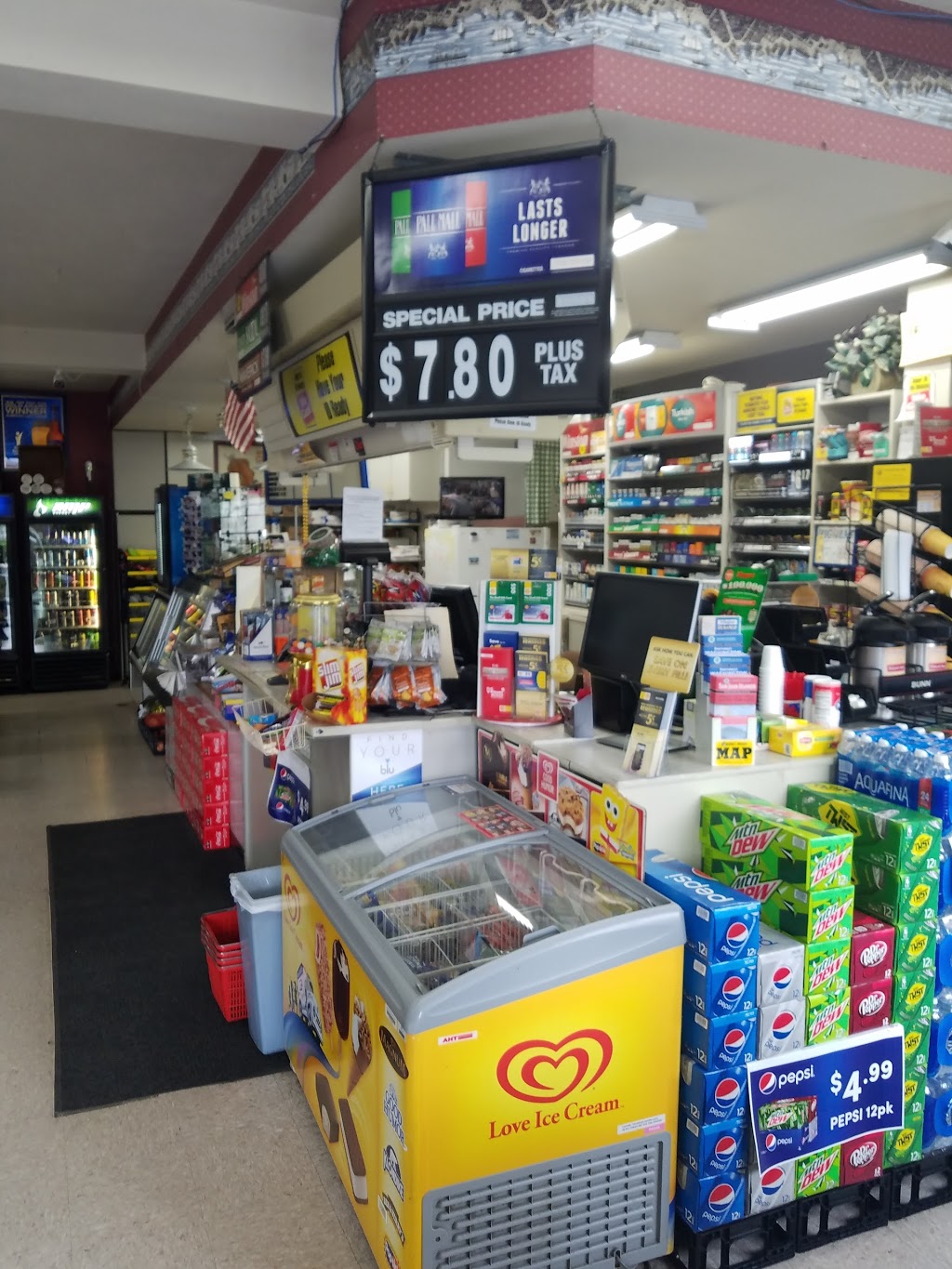 Old Salts Deli & Market | 1900 Skyline Way, Anacortes, WA 98221, USA | Phone: (360) 293-0618