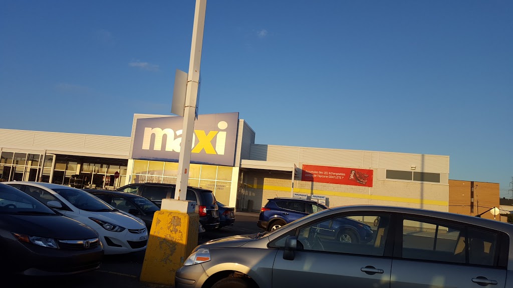Maxi | 444 Boulevard Curé-Labelle, Fabreville, QC H7P 2P1, Canada | Phone: (450) 625-4221