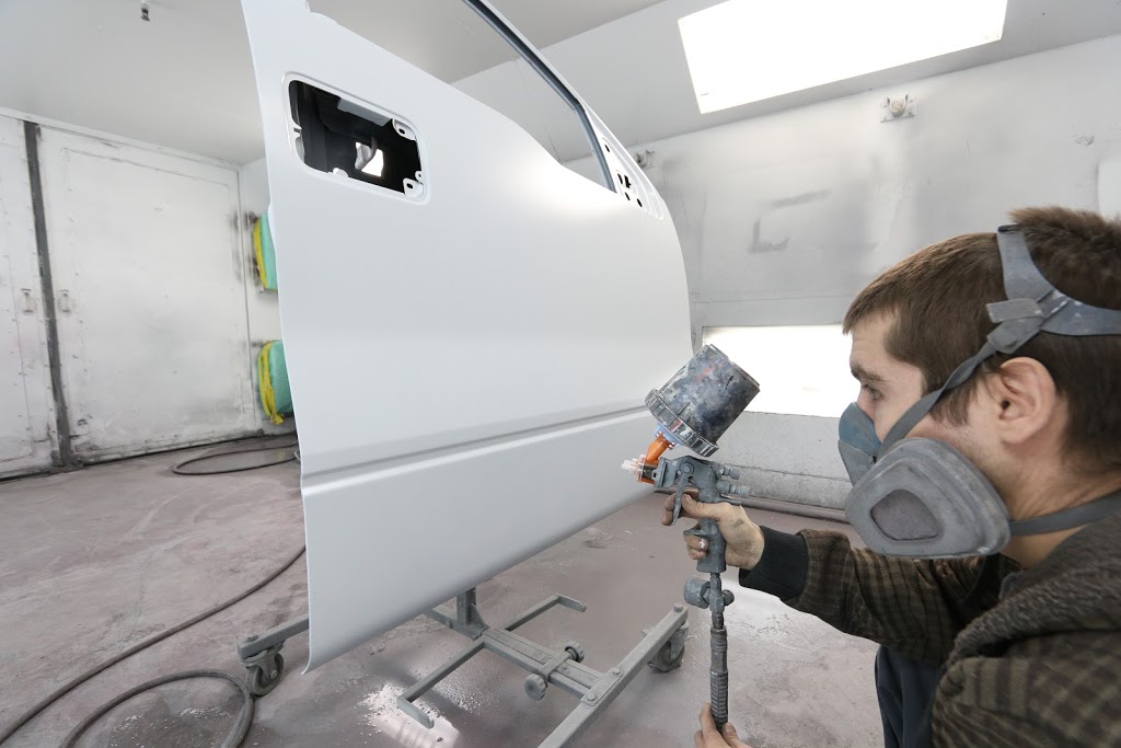 Vernaus Auto Body LTD. | 160 Higgins Ave, Winnipeg, MB R3B 0B8, Canada | Phone: (204) 982-4540