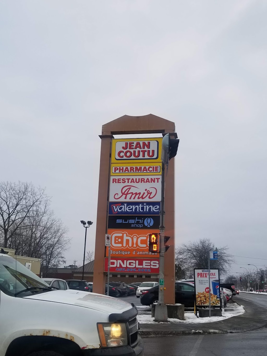 PJC Jean Coutu | 4515 Bd Arthur-Sauvé, Laval, QC H7R 5P8, Canada | Phone: (450) 962-7455