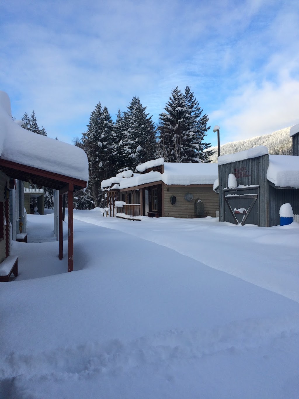 Camp Tulahead | 1818 BC-5A, Princeton, BC V0X 1W0, Canada | Phone: (250) 295-6233