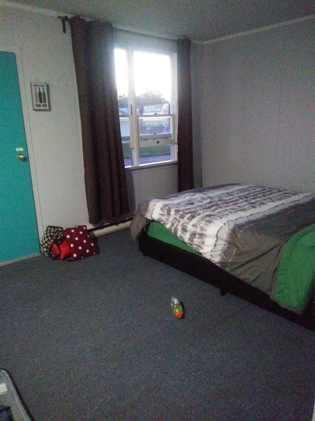 Stop 21 Motel | 278 Railway St, Southampton, ON N0H 2L0, Canada | Phone: (519) 997-2482