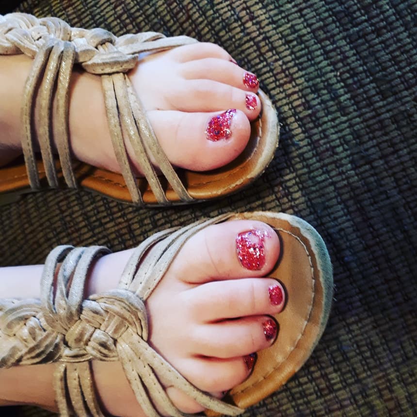 La Nails | 23 Wellington St E, Guelph, ON N1H 3R7, Canada | Phone: (519) 823-0158