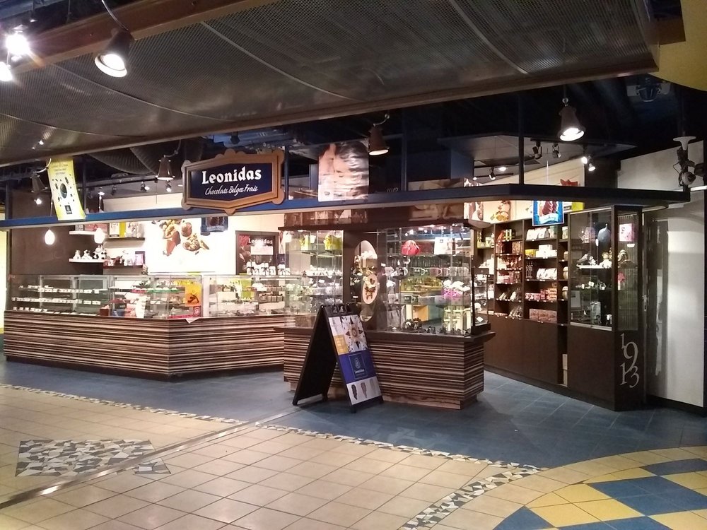 Chocolaterie Leonidas Gare Centrale | 895 Rue De La Gauchetière O, Montréal, QC H3B 4G1, Canada | Phone: (514) 393-1505