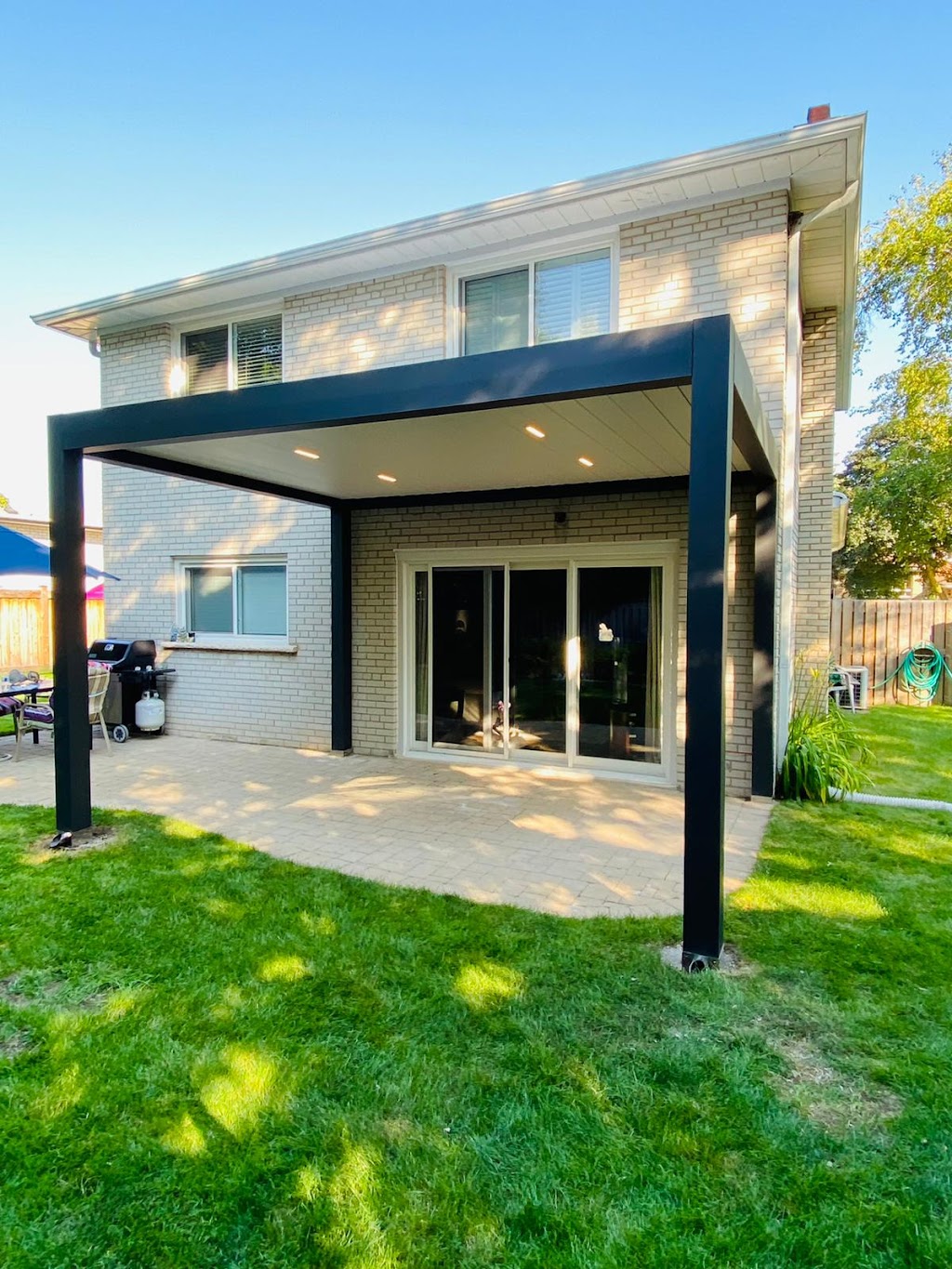 Palmiye | Aluminum Awnings and Pergolas Toronto | 5132 Timberlea Blvd, Mississauga, ON L4W 2S5, Canada | Phone: (888) 709-2177