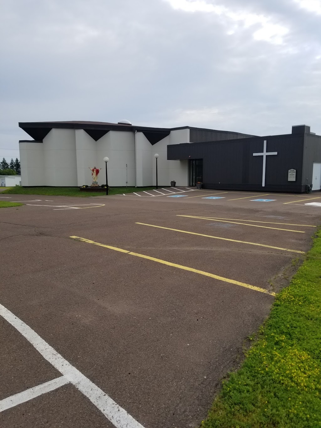 Saint-Pierre Catholic Church | 2000 NB-535, Cocagne, NB E4R 3H5, Canada | Phone: (506) 576-7905
