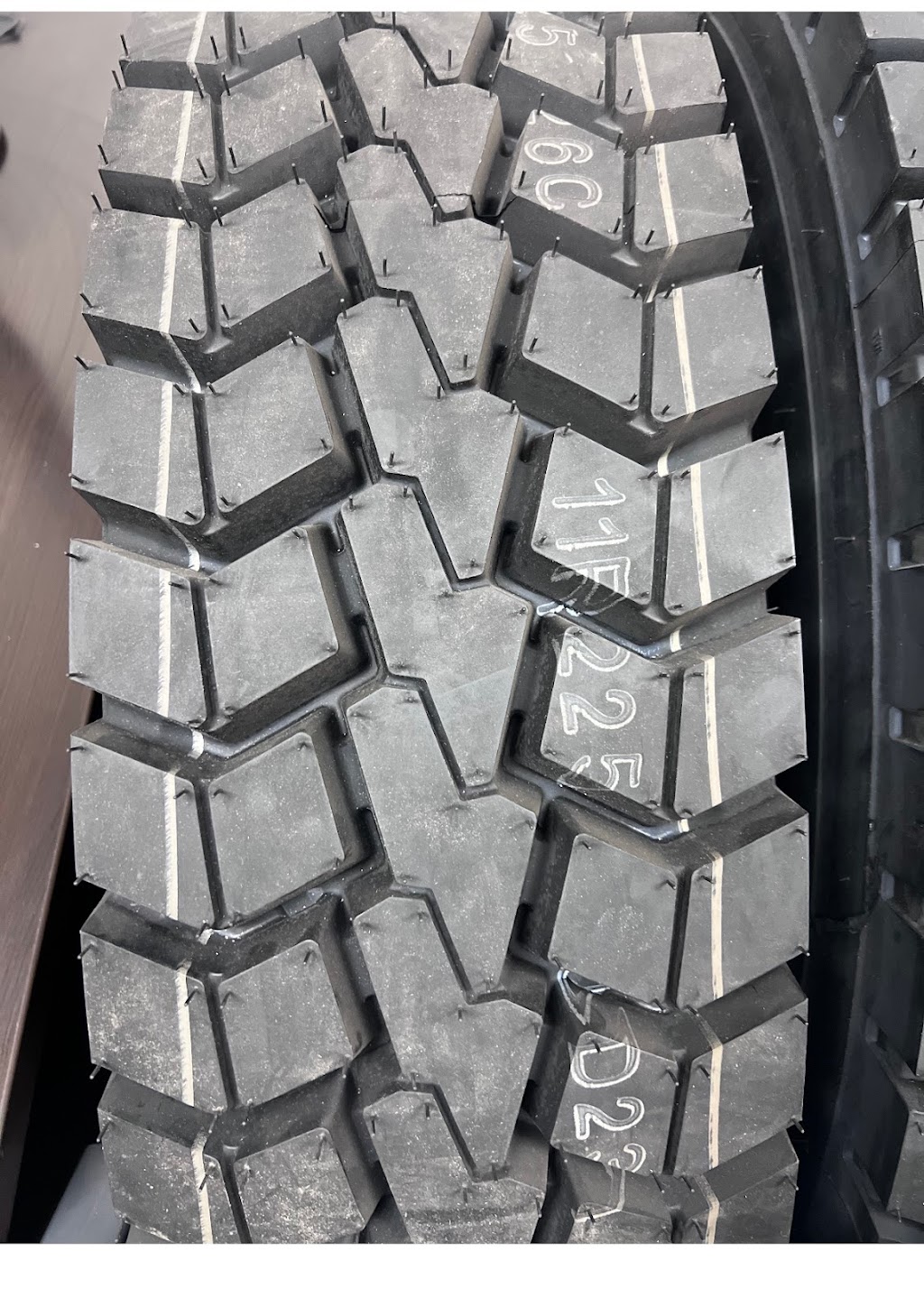 johal tire service inc | 70 Durrow St, London, ON N6E 3T6, Canada | Phone: (778) 318-9192