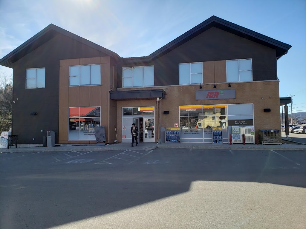 Shell | 700 Chemin Jean-Adam, Saint-Sauveur, QC J0R 1R3, Canada | Phone: (450) 227-5153