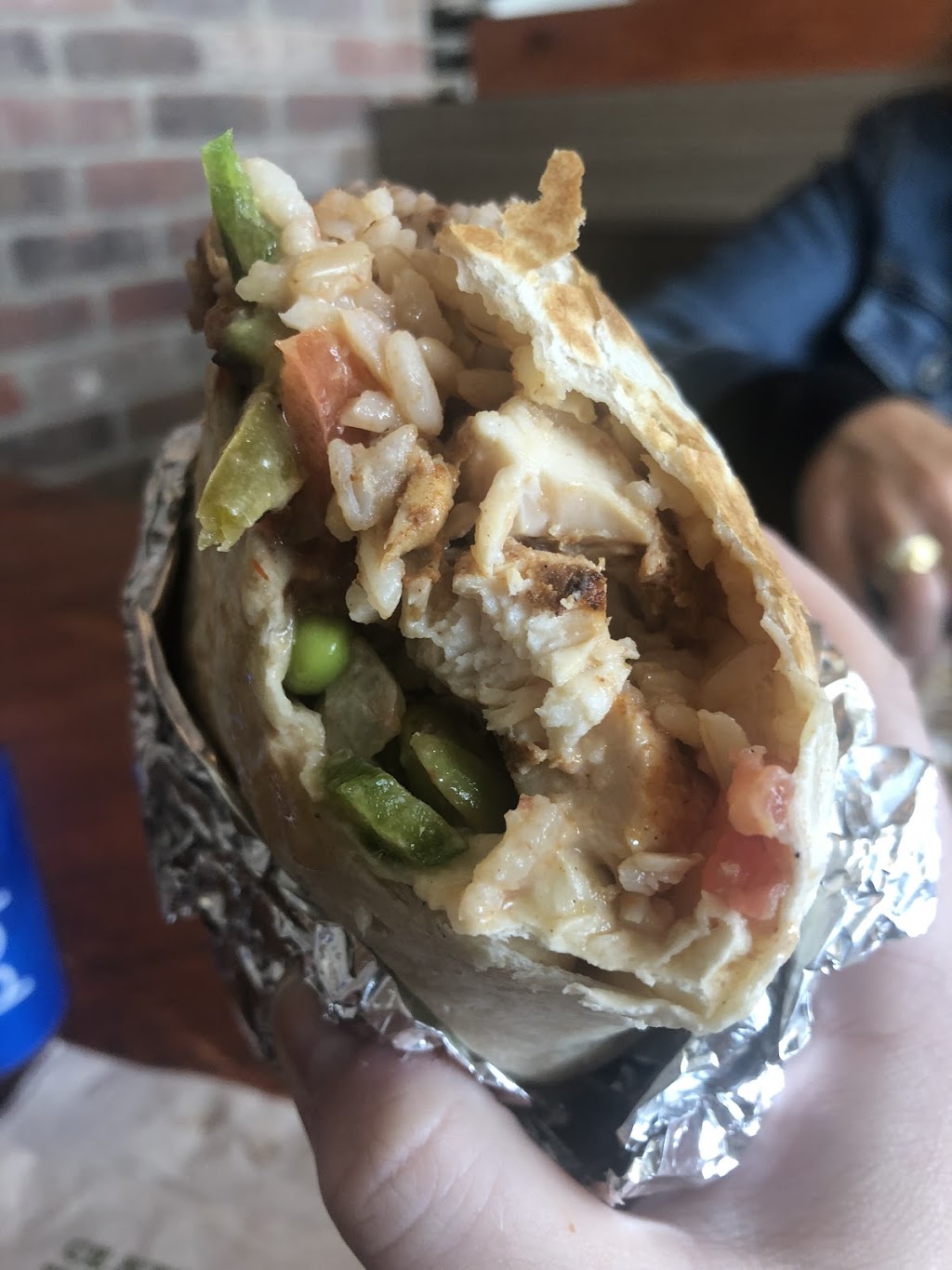 Mucho Burrito Fresh Mexican Grill | 8015 Du, Boulevard du Quartier #102, Brossard, QC J4Y 0N6, Canada | Phone: (450) 443-9888