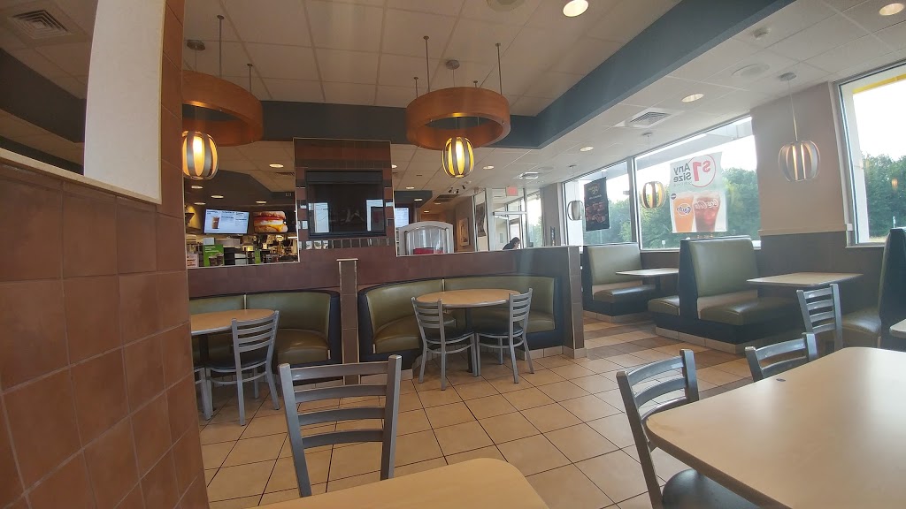 McDonalds | 3929 Lockport Olcott Rd, Lockport, NY 14094, USA | Phone: (716) 478-0019