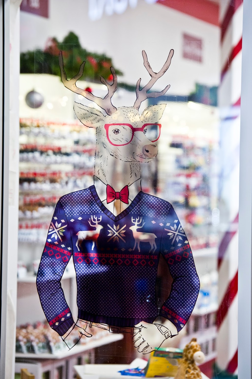 SantaVille | 6801 Route Transcanadienne, Pointe-Claire, QC H9R 5J2, Canada | Phone: (581) 222-8332