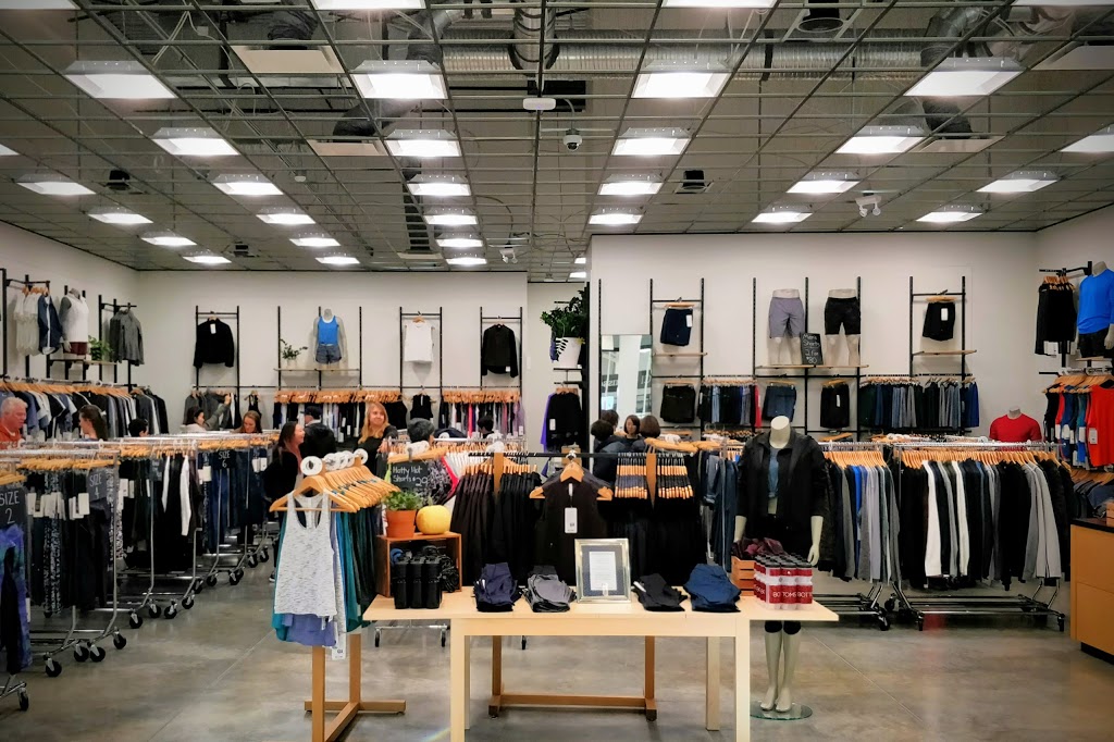 lululemon | 5000 Canoe Pass Way Unit 170, Tsawwassen, BC V4M 0B3, Canada | Phone: (604) 948-2274
