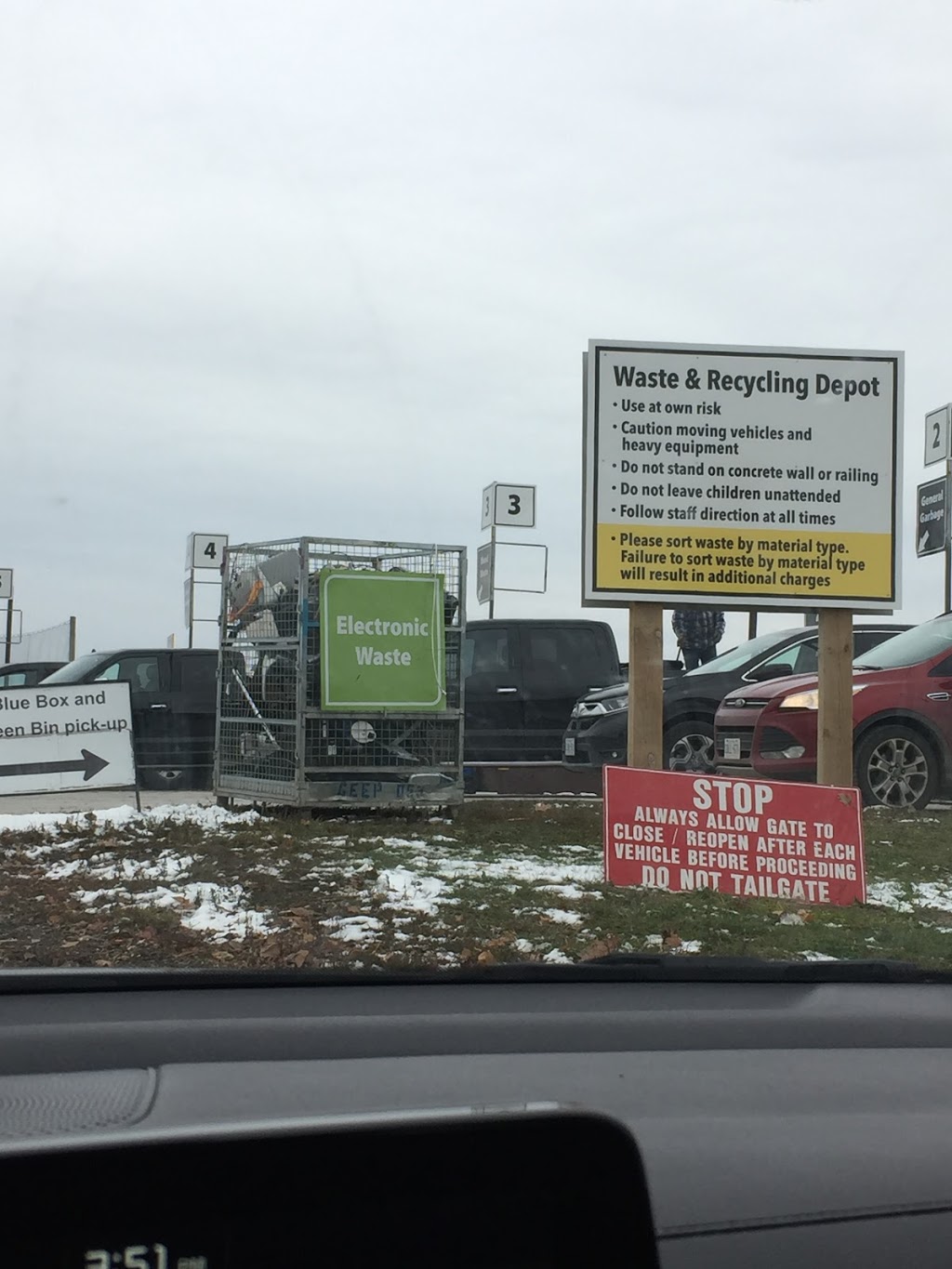 Barrie Landfill & Environmental Centre | 272 Ferndale Dr N, Barrie, ON L4N 7X7, Canada | Phone: (705) 739-4219