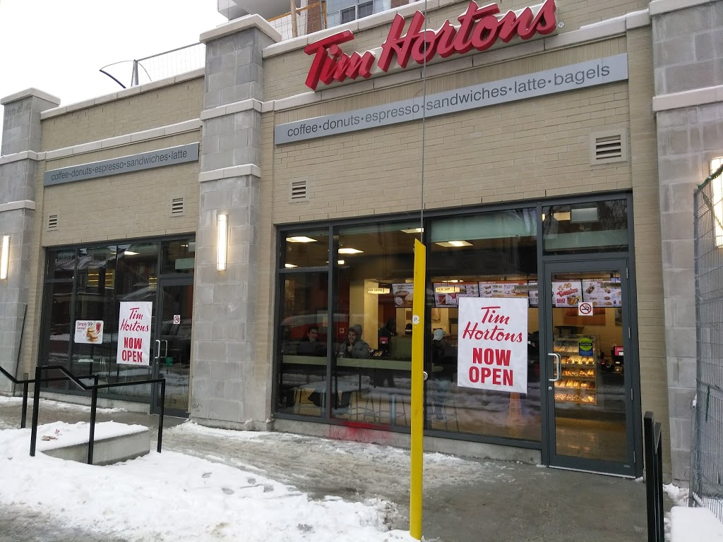 Tim Hortons | 555 Sherbourne St, Toronto, ON M4X 1W7, Canada | Phone: (647) 350-8432