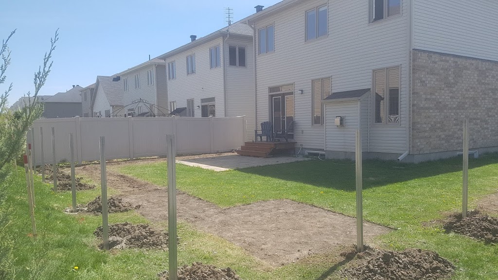 Total Fence | 1740 Queensdale Ave, Gloucester, ON K1T 1J6, Canada | Phone: (613) 733-9303