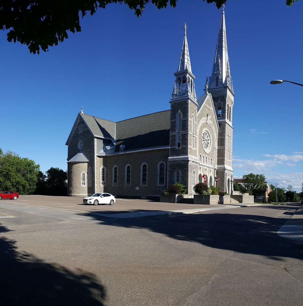 St. John Chrysostom | 295 Albert St, Arnprior, ON K7S 2M7, Canada | Phone: (613) 623-2282