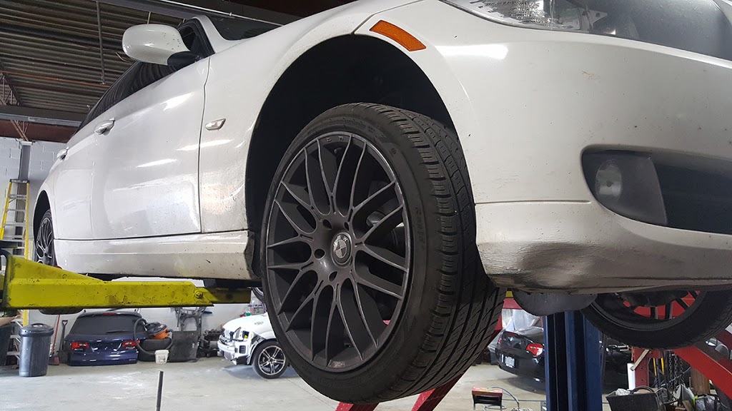 Advanced Automotive and Tire Inc. | 1885 Sismet Rd #3, Mississauga, ON L4W 1W8, Canada | Phone: (905) 602-0119