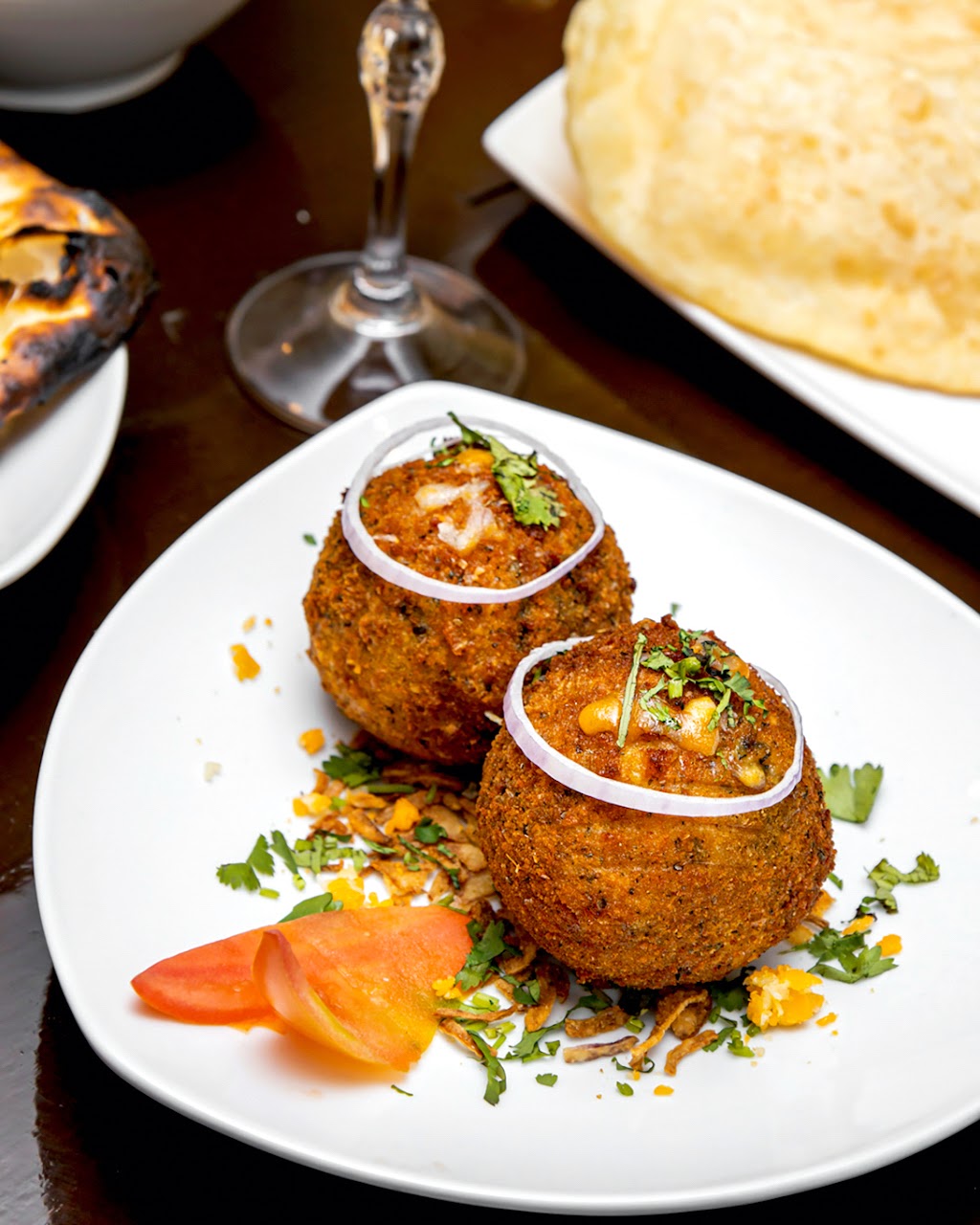 Bhojan Alley | 1424 Dundas St W, Toronto, ON M6J 1Y5, Canada | Phone: (416) 538-3443