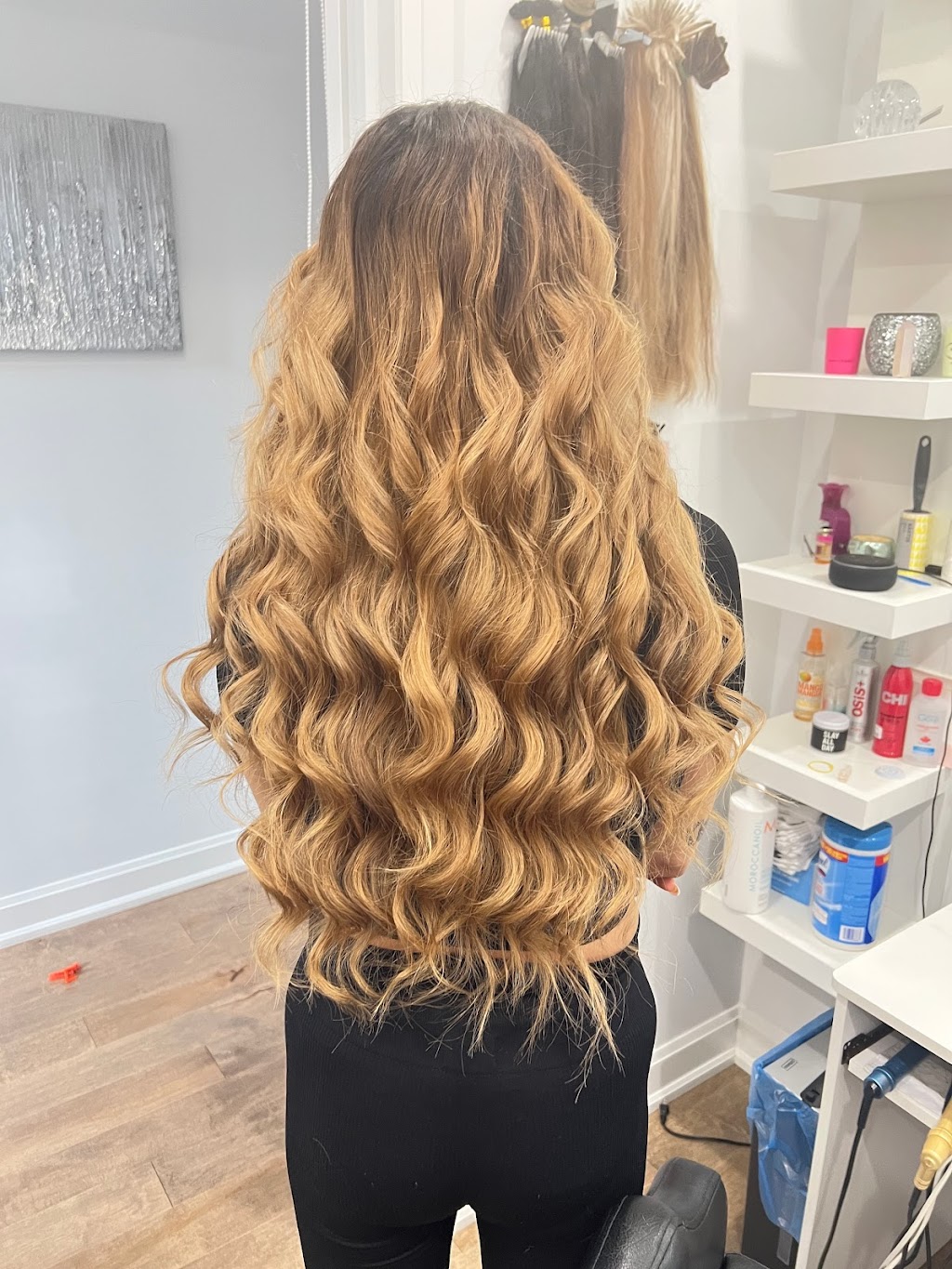 Stunning hair Extensions | 160 Cherryhurst Rd, Oakville, ON L6M 0W1, Canada | Phone: (416) 996-1490