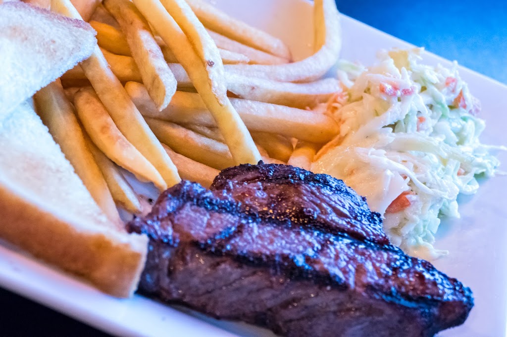 Big Als Bar & Grill | 1915 31 St SE, Calgary, AB T2B 0S8, Canada | Phone: (403) 272-3477