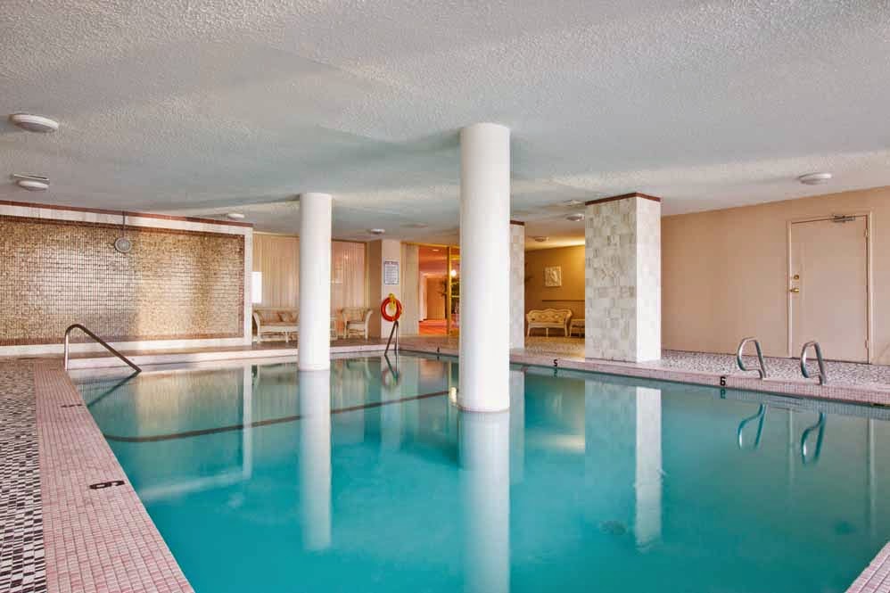 Villa Maris Apartments West Vancouver | 2222 Bellevue Ave #106, West Vancouver, BC V7V 1C6, Canada | Phone: (604) 926-0627