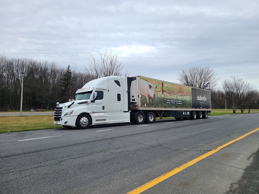 Les Viandes du Breton inc. | 150 Chem. des Raymond, Rivière-du-Loup, QC G5R 5X8, Canada | Phone: (418) 863-6711