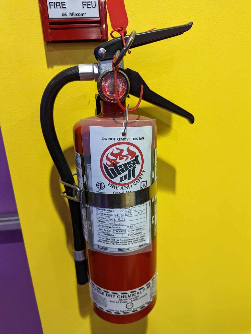 Blast Off Kitchen Exhaust Cleaning & Fire Suppresion | 6150 46a Ave Bay #9, Red Deer, AB T4N 7A3, Canada | Phone: (403) 347-6060