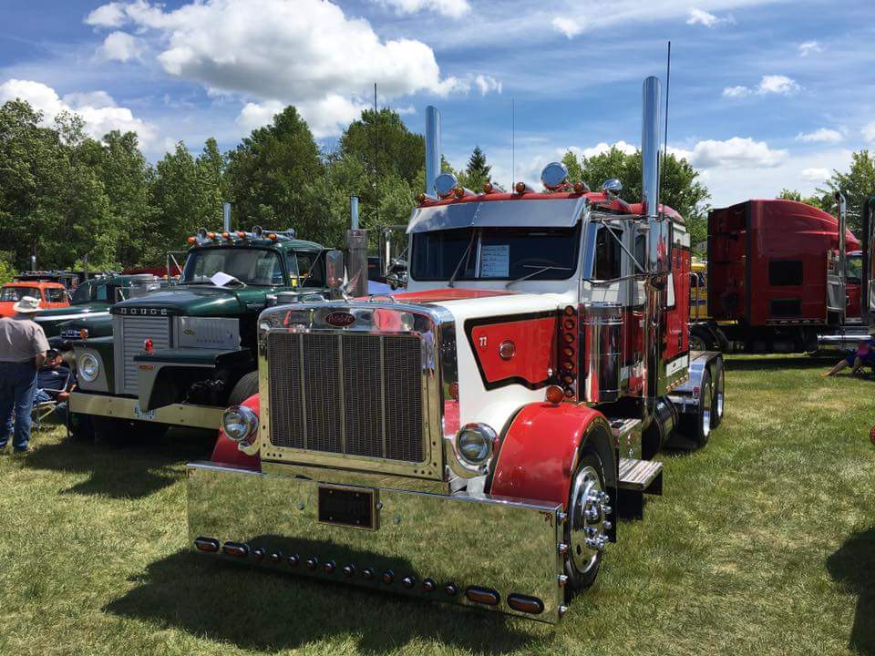 Lloyd Hutton Transport Ltd | 235 Canrobert St, Paisley, ON N0G 2N0, Canada | Phone: (800) 361-3166