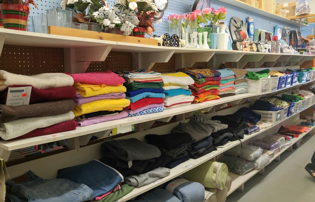 Parkys Dollar Store | 12257 ON-41, Northbrook, ON K0H 2G0, Canada | Phone: (613) 336-1777
