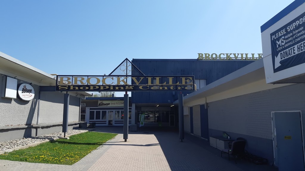 Brockville Shopping Centre | 125 Stewart Blvd, Brockville, ON K6V 4W5, Canada | Phone: (613) 640-2964