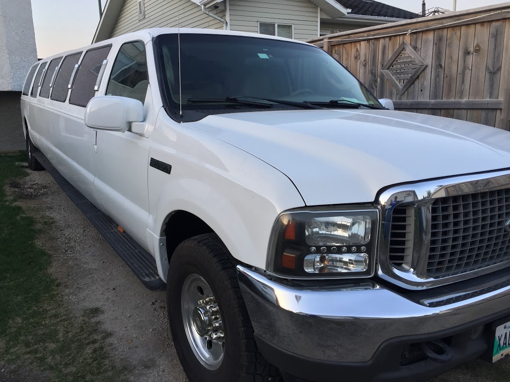 Rainbow Limousine Winnipeg | 1302 Leila Ave, Winnipeg, MB R2P 1J7, Canada | Phone: (204) 960-6662