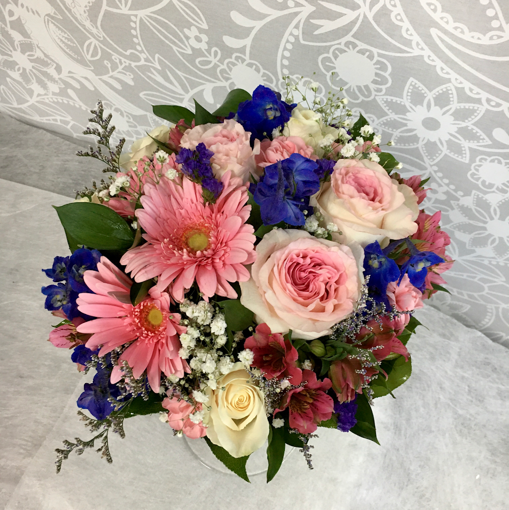 Florist Il Paradiso | 40-b Bd de la Concorde E, Laval, QC H7G 4Y1, Canada | Phone: (450) 663-3825