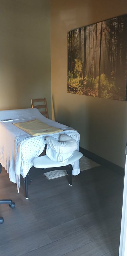 Erika Kovacs RMT | 159 Johnston Ct, Grafton, ON K0K 2G0, Canada | Phone: (905) 995-0432