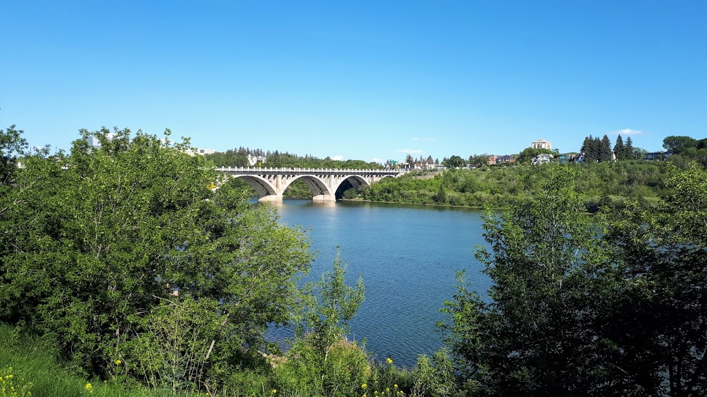 West Wing at Park Town | 924 Spadina Crescent E, Saskatoon, SK S7K 3H5, Canada | Phone: (306) 244-5564